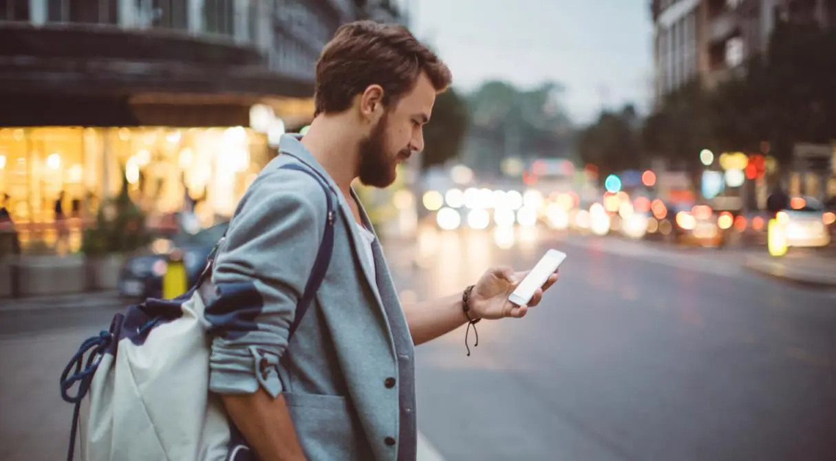 Simple Hacks to Maximize Smartphone Battery Performance on the Go